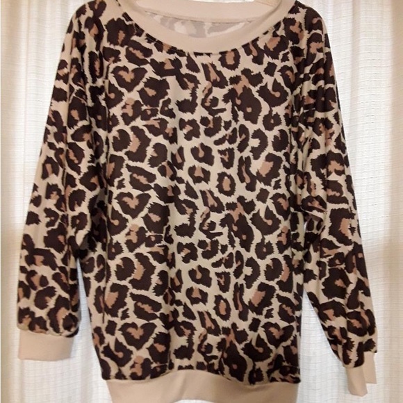 Sweaters - 5 for $25😍 Boutique Large Sweater ❤️